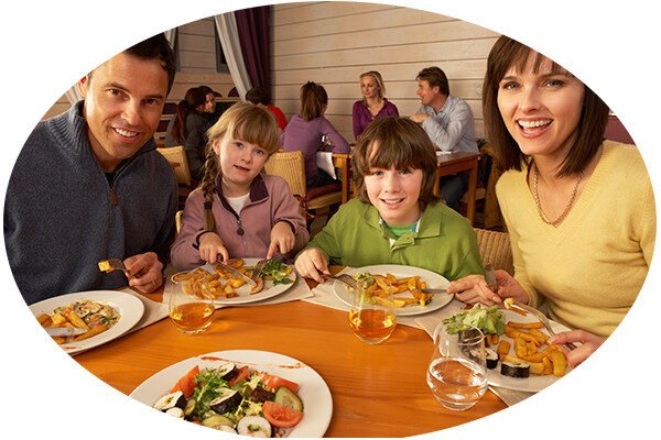 eating-out-with-young-children-priceguidelady-co_-uk_-4930442